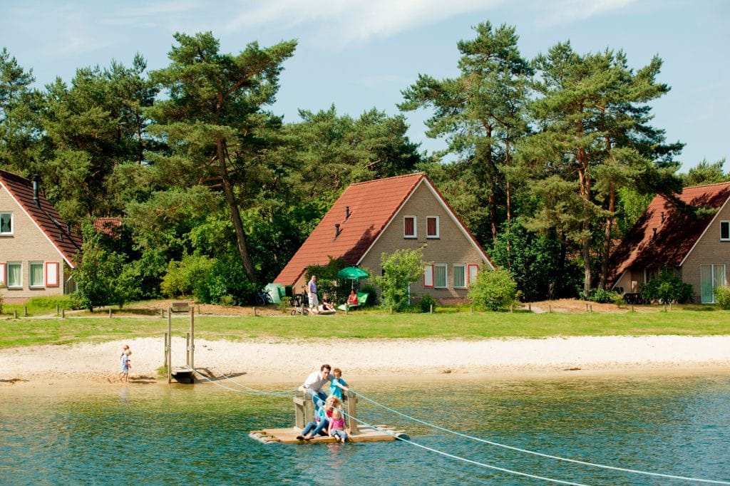 Landgoed' t Loo lake