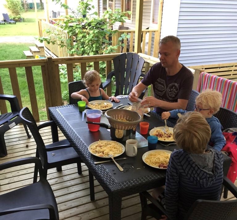 Family meal at Duinrell