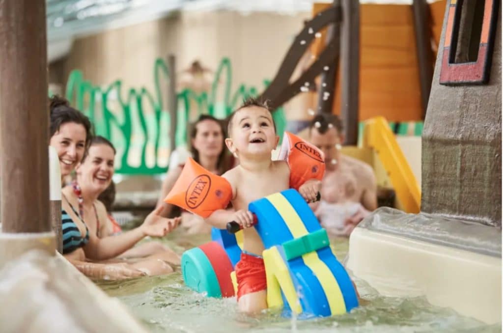 TerSpegelt toddler pool