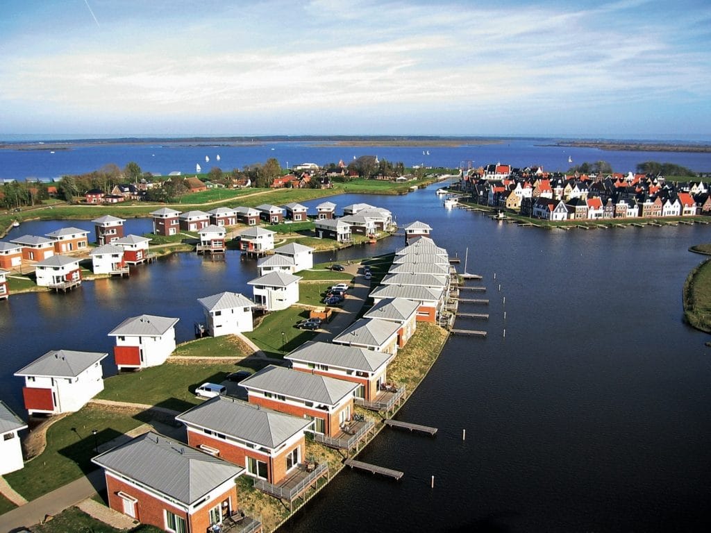 Esonstad Waterside Houses