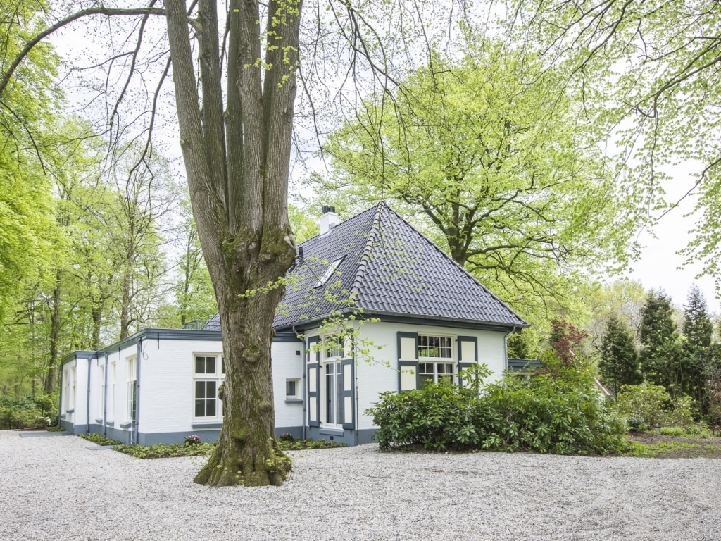 Group Accommodations in Holland & Belgium - Little Clogs Holidays