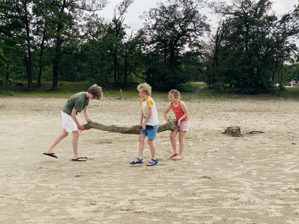 Children in Dunes