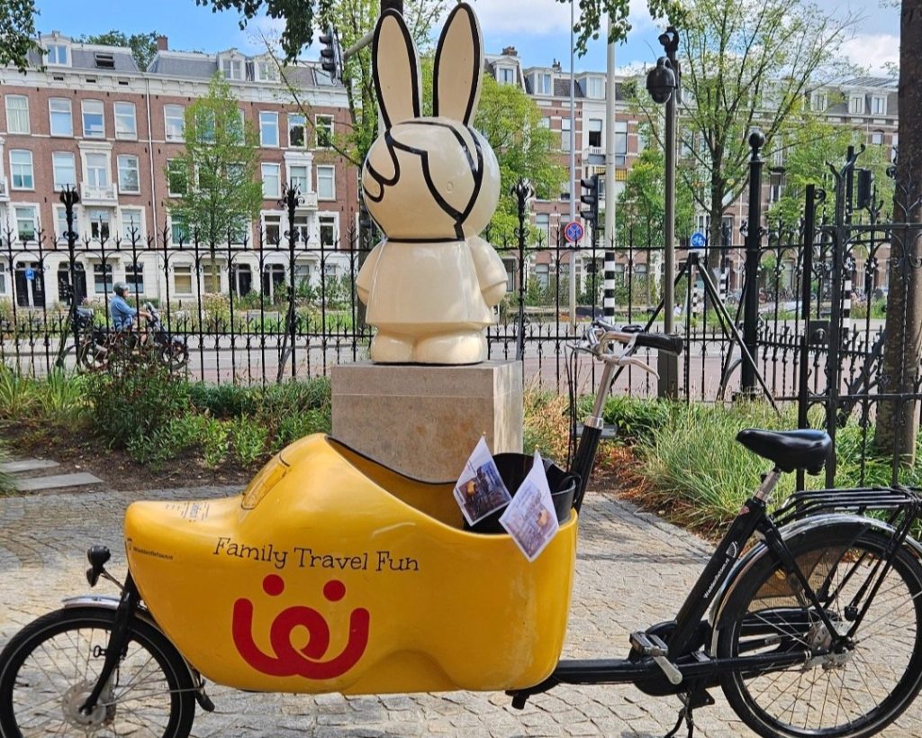 Miffy aand Clog Bike