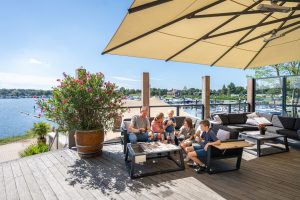 Landal Marina Resort Well terrace