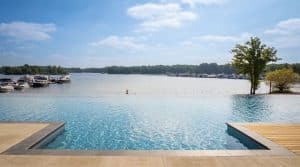 Landal Marina Resort Well Infinity Pool