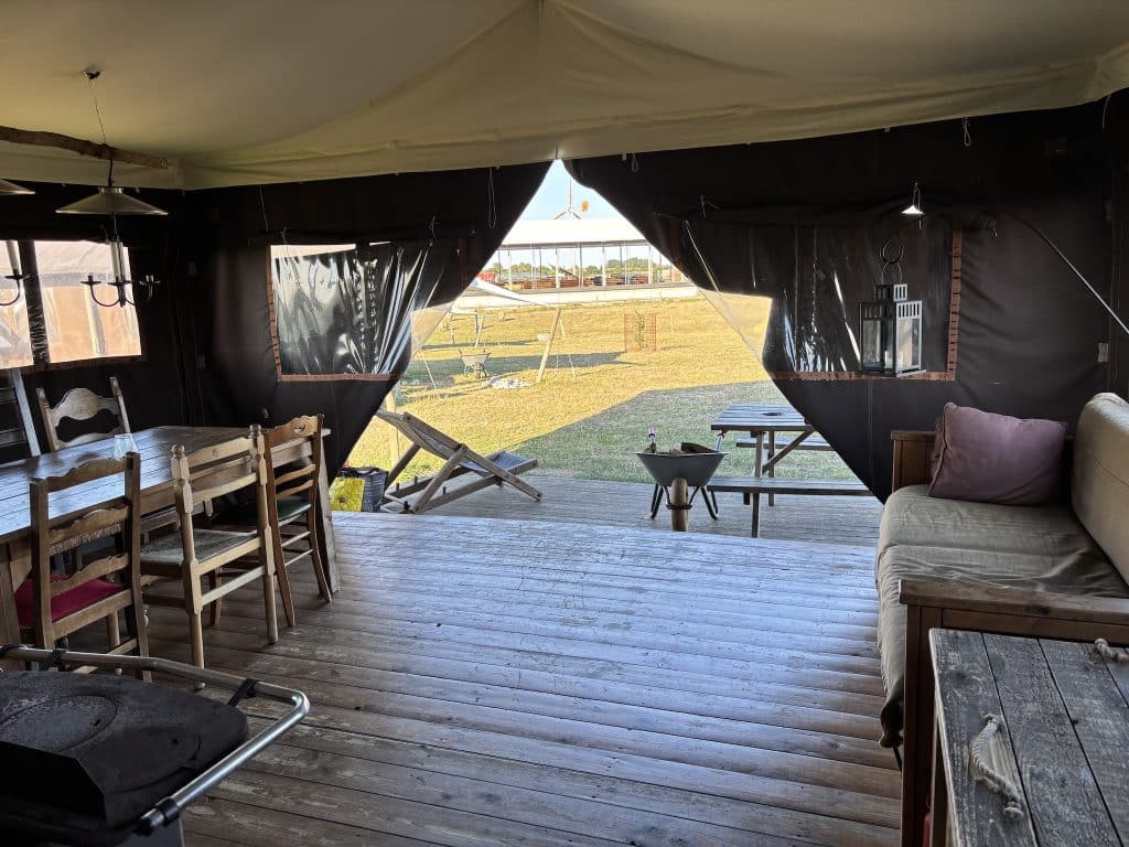 Tent interior Hoeve den Overdraght Feather Down Farm