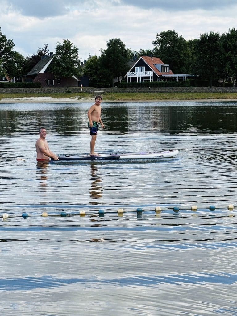 Hof van Saksen paddle boarding