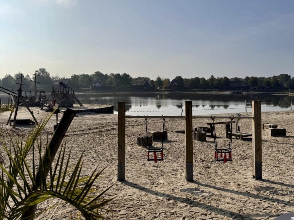 Lake beach Hof van Saksen