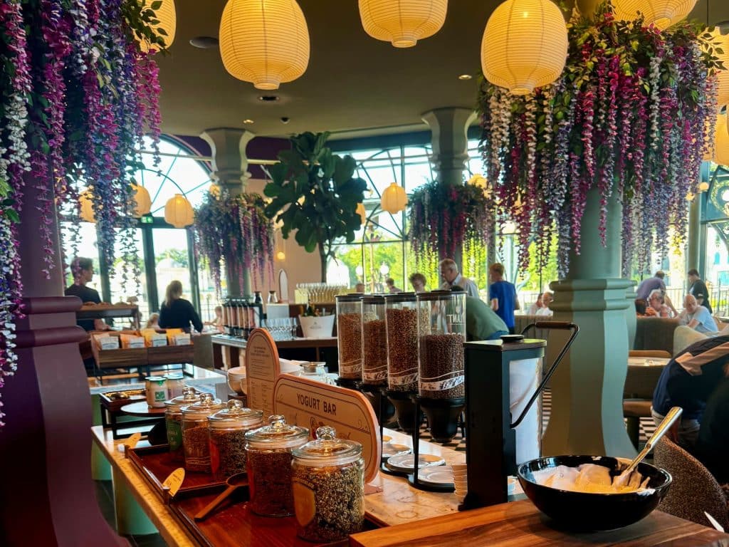 Buffet Breakfast