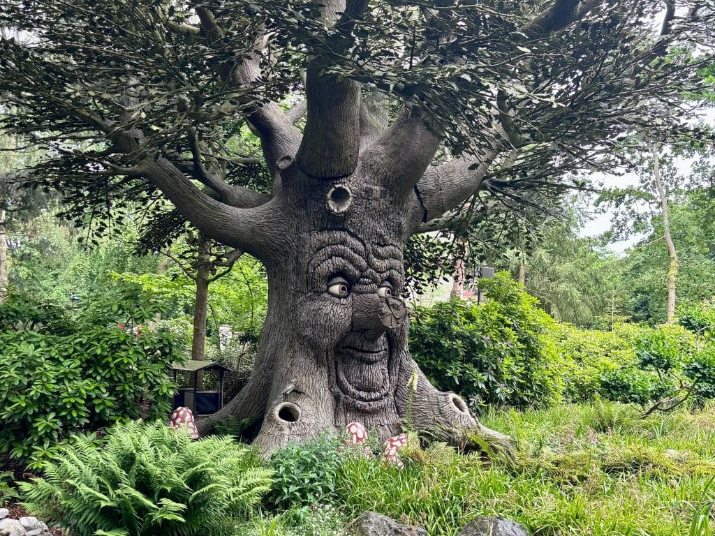 Talking Tree Efteling