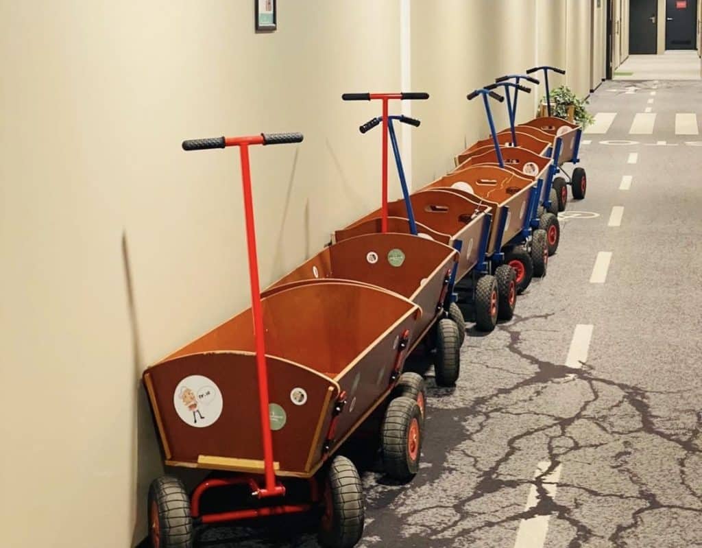GuestHouse Hotel Carts